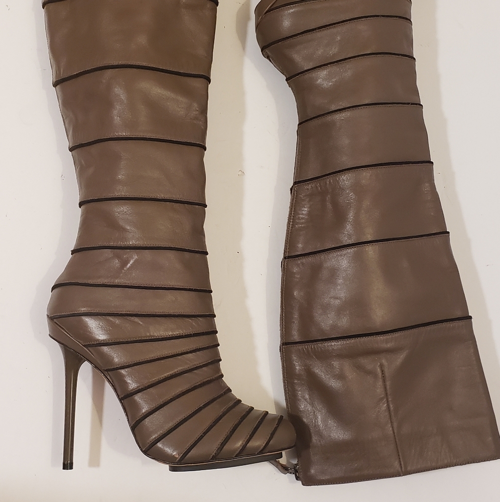 L.A.M.B boots 5.5 leather  boots